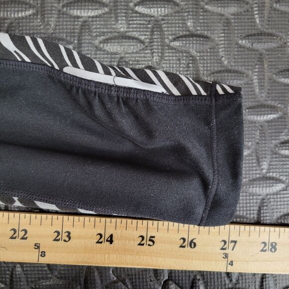 Athleta Leggings Black Silver Stripe Size XS Hip Pockets Reflective Details - Picture 8 of 10